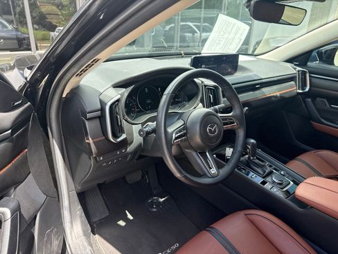 Used 2025 MAZDA CX-50 AWD 2.5 Turbo w/ Premium Pkg image 9