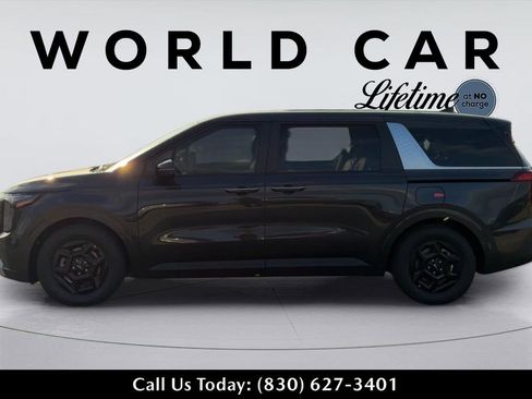 New 2026 Kia Carnival LXS image 6