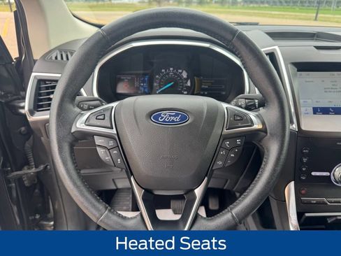 Used 2020 Ford Edge Titanium AWD/4WD image 12