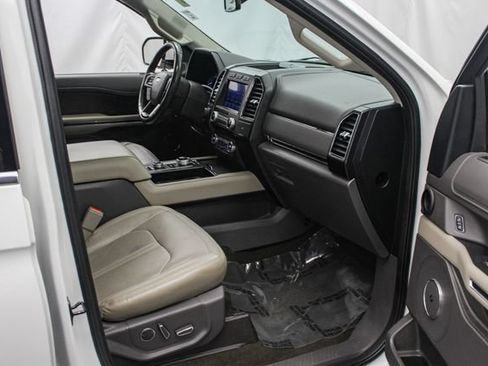 Certified 2020 Ford Expedition Limited w/ Special Edition Package AWD/4WD image 23