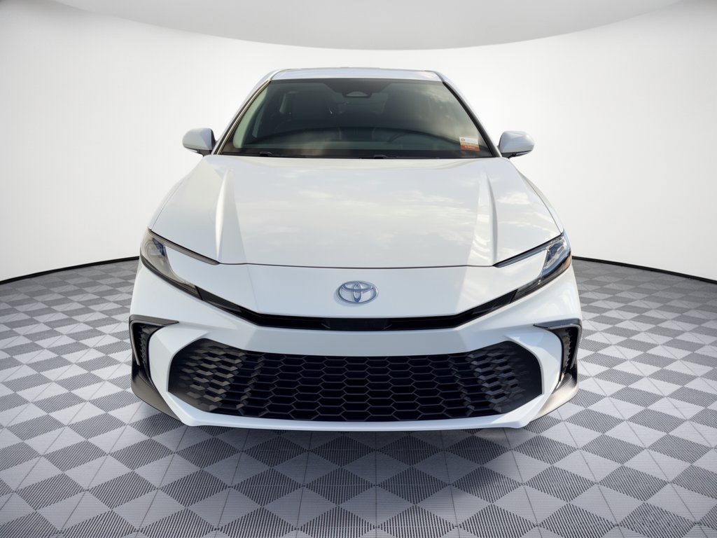 Used 2025 Toyota Camry SE w/ Convenience Package FWD image 6