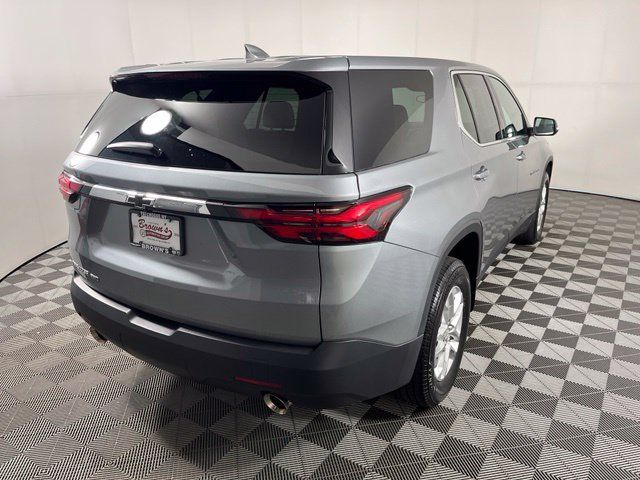 Used 2023 Chevrolet Traverse LS w/ Safety Package AWD/4WD image 7