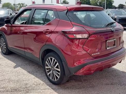 Used 2022 Nissan Kicks SV image 5