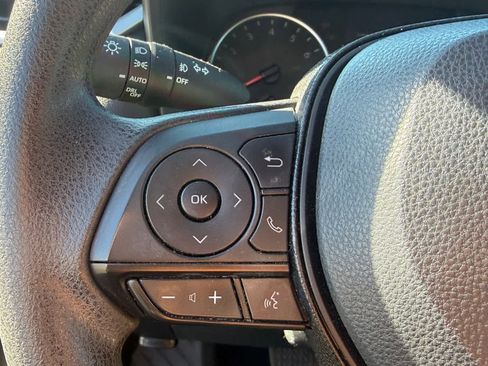 Used 2019 Toyota RAV4 XLE image 14