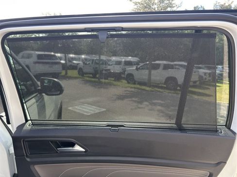 Certified 2023 Volkswagen Atlas SE image 39