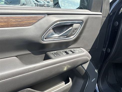 Used 2023 Chevrolet Tahoe High Country AWD/4WD image 24