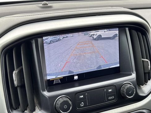 Used 2019 GMC Canyon SLE image 30