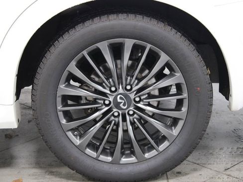 Used 2023 INFINITI QX80 Premium Select w/ Cargo Package image 17