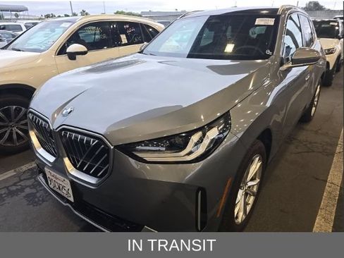 Used 2025 BMW X3 xDrive30i AWD/4WD image 1