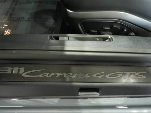 Used 2025 Porsche 911 Carrera 4 GTS image 33