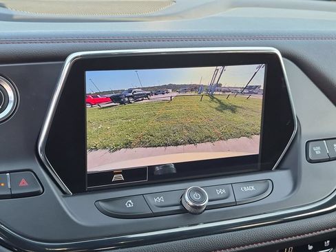 Certified 2022 Chevrolet Blazer RS w/ Enhanced Convenience Package FWD image 14