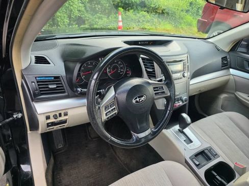 Used 2013 Subaru Legacy 2.5i Premium w/ All-Weather Pkg AWD/4WD image 13