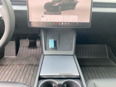Used 2024 Tesla Model 3 Long Range RWD image 16