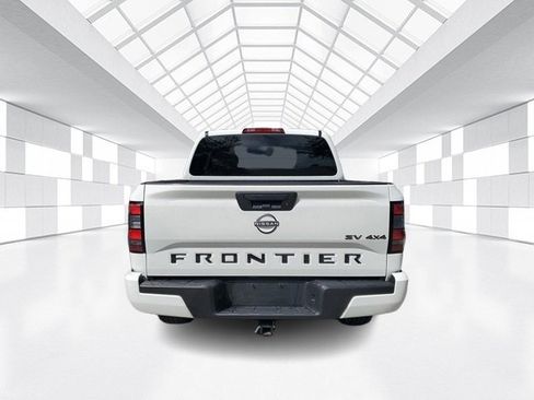 Certified 2023 Nissan Frontier SV image 5