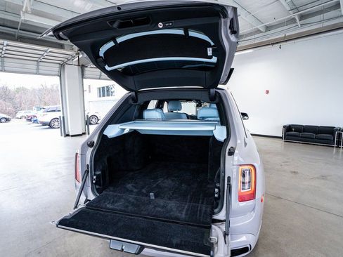 Used 2022 Rolls-Royce Cullinan image 74