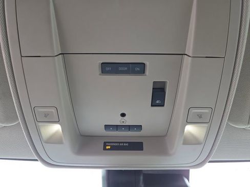 Used 2018 GMC Sierra 1500 SLT image 32