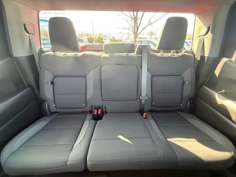 Used 2023 Chevrolet Silverado 1500 Custom Trail Boss image 34