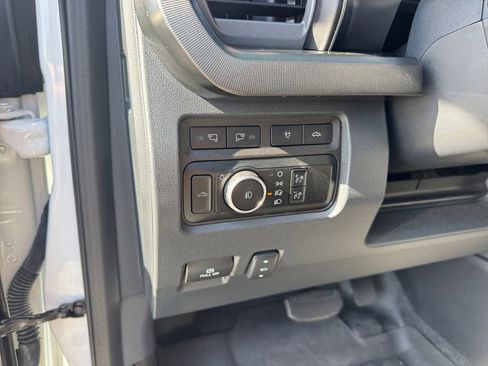 Used 2024 Ford F450 Platinum AWD/4WD image 26