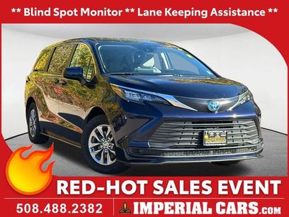 Used 2024 Toyota Sienna LE