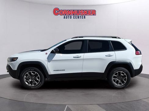 Used 2020 Jeep Cherokee Trailhawk w/ Cold Weather Group AWD/4WD image 4