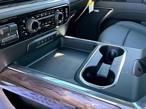 New 2025 Chevrolet Silverado 2500 LTZ w/ LTZ Premium Package image 12