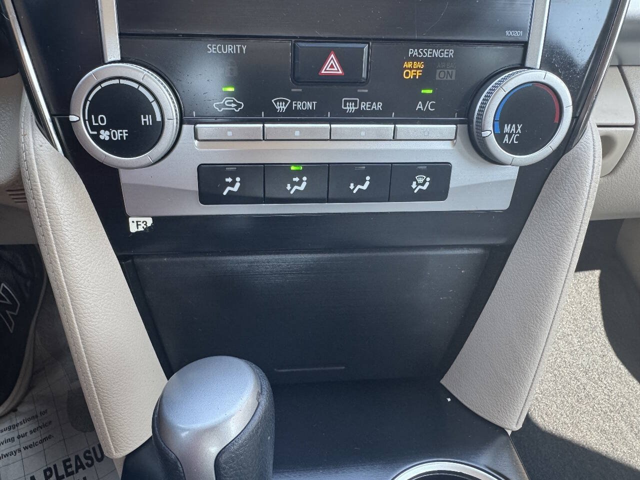 Used 2014 Toyota Camry LE FWD image 24