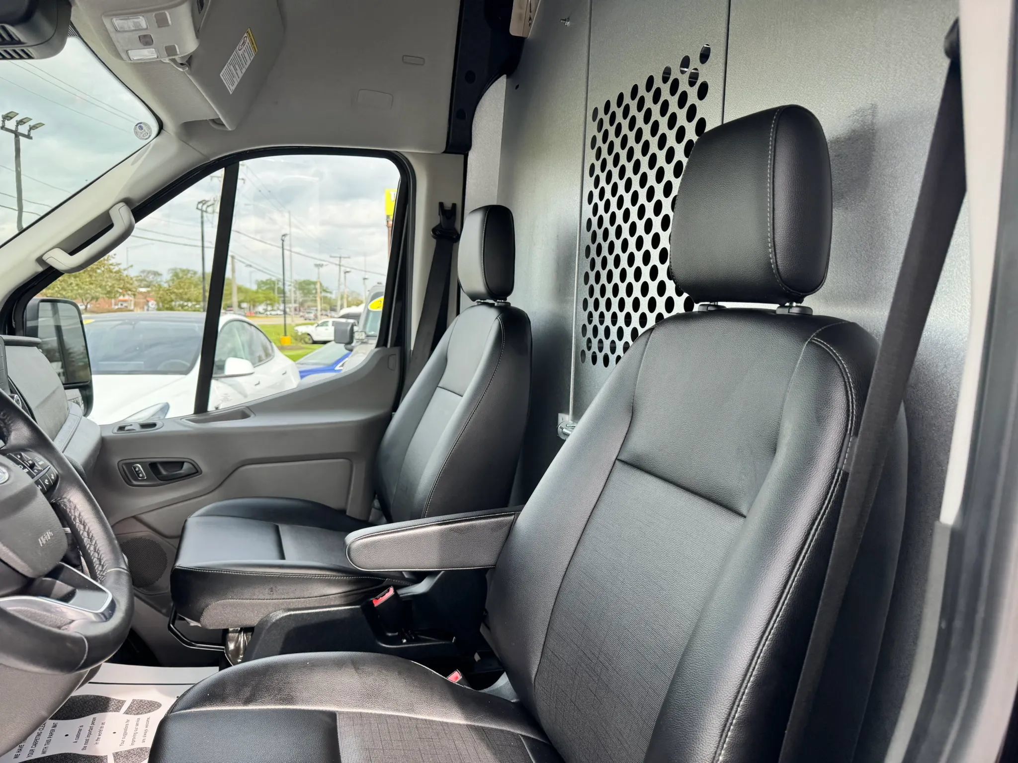 Used 2023 Ford Transit 250 148 High Roof Extended RWD image 10