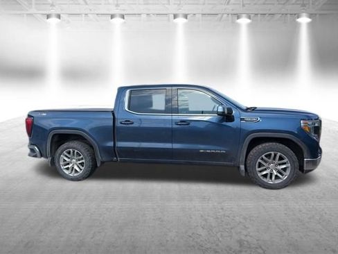 Used 2019 GMC Sierra 1500 SLE w/ SLE Value Package AWD/4WD image 2