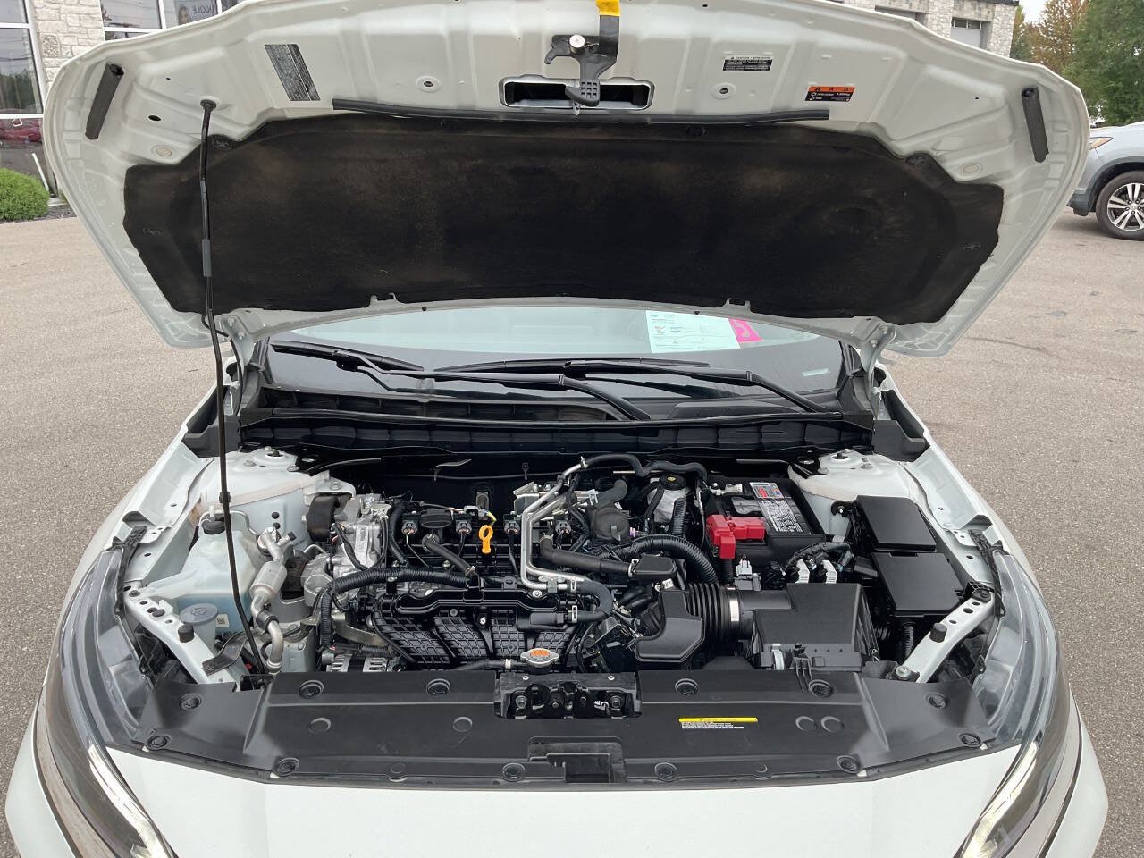 Used 2025 Nissan Altima 2.5 SR FWD image 50