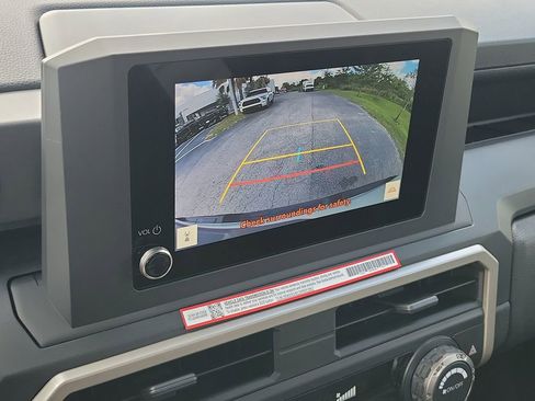 New 2026 Toyota Tacoma SR AWD/4WD image 15