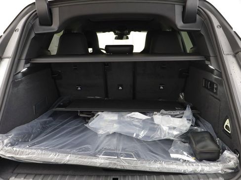 New 2026 BMW iX xDrive45 image 19