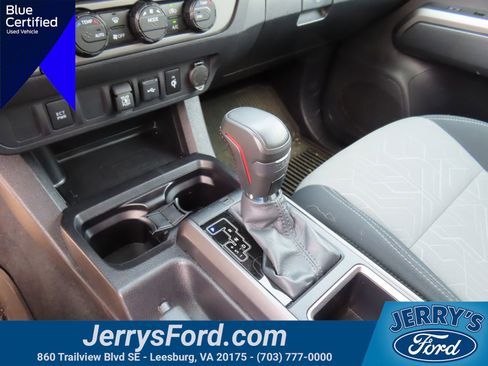 Used 2023 Toyota Tacoma TRD Off-Road image 32