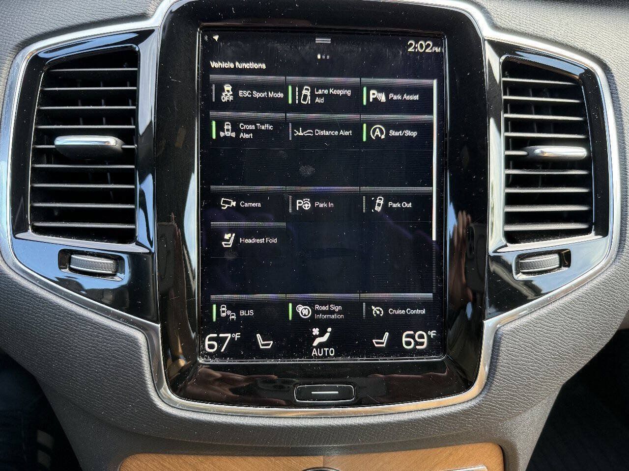 Used 2018 Volvo XC90 T6 Inscription w/ Convenience Package AWD/4WD image 28