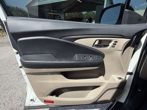 Used 2019 Honda Pilot EX-L image 21