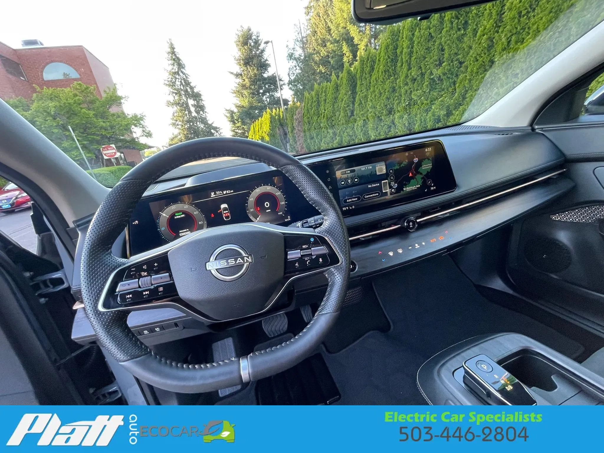 Used 2024 Nissan Ariya AWD image 32