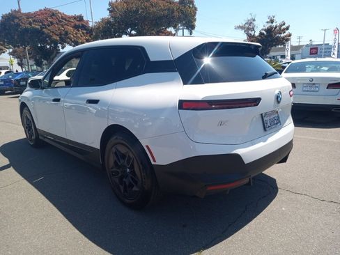 Used 2025 BMW iX xDrive50 image 6