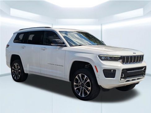 Used 2023 Jeep Grand Cherokee L Overland w/ Rear Seat Video Group I AWD/4WD image 8
