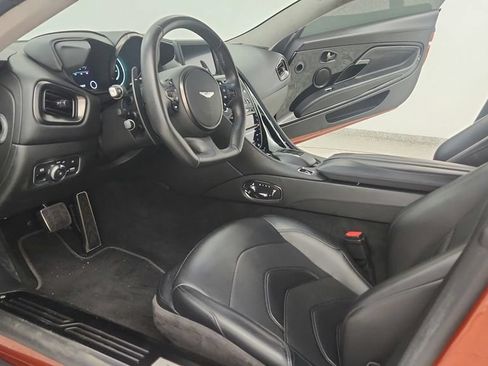 Used 2020 Aston Martin DBS Superleggera RWD image 26