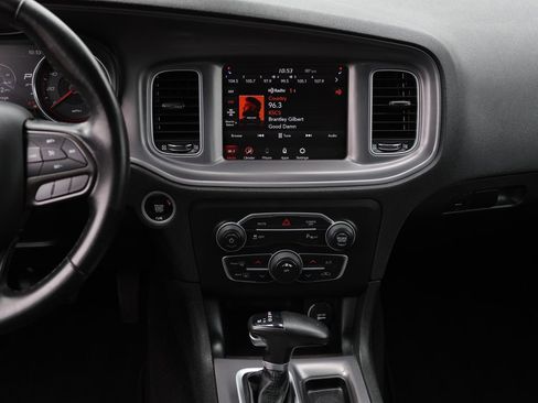Used 2023 Dodge Charger SXT RWD image 16