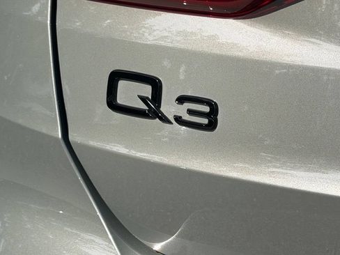 Used 2022 Audi Q3 2.0T Premium AWD/4WD image 26
