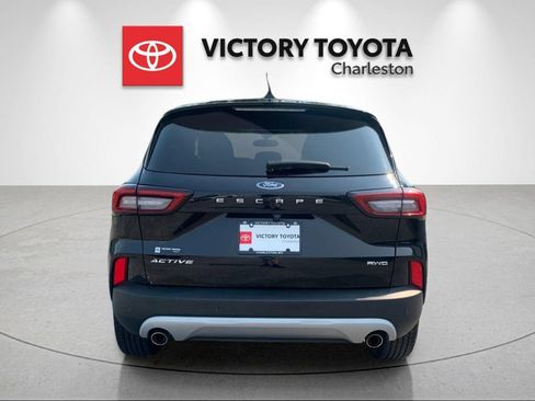 Used 2024 Ford Escape Active w/ Tech Pack #1 AWD/4WD image 4