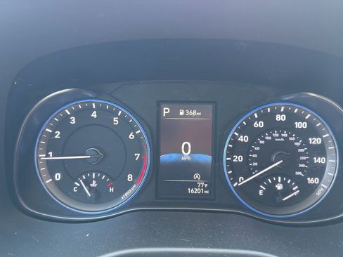 Used 2023 Hyundai Kona SEL FWD image 8
