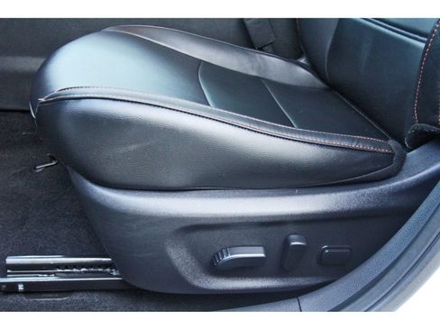 Used 2024 Nissan Sentra SR w/ SR Premium Package FWD image 30