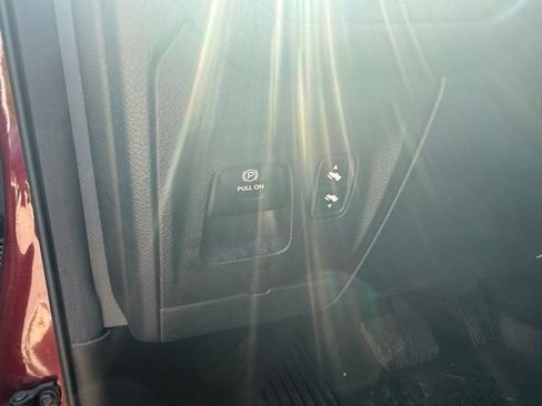Used 2020 RAM 1500 Big Horn AWD/4WD image 5
