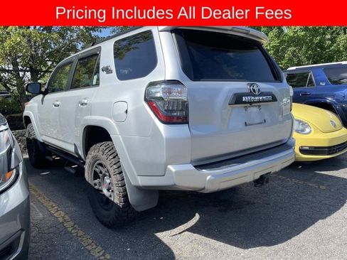 Used 2021 Toyota 4Runner TRD Off-Road AWD/4WD image 2