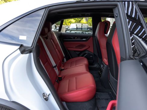 Certified 2024 Porsche Macan 4 Electric image 51