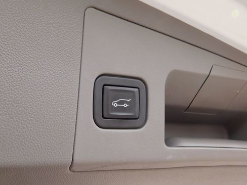 Used 2019 Cadillac XT5 Luxury image 10