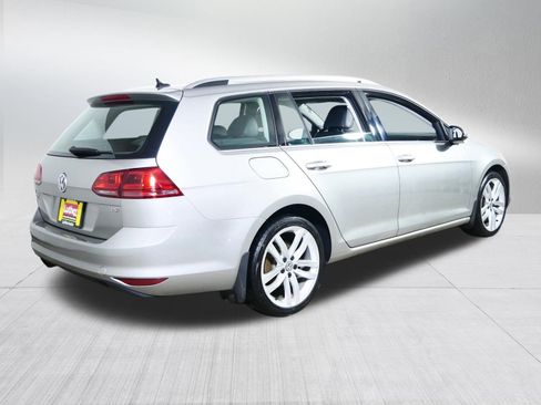 Used 2017 Volkswagen Golf SEL image 7