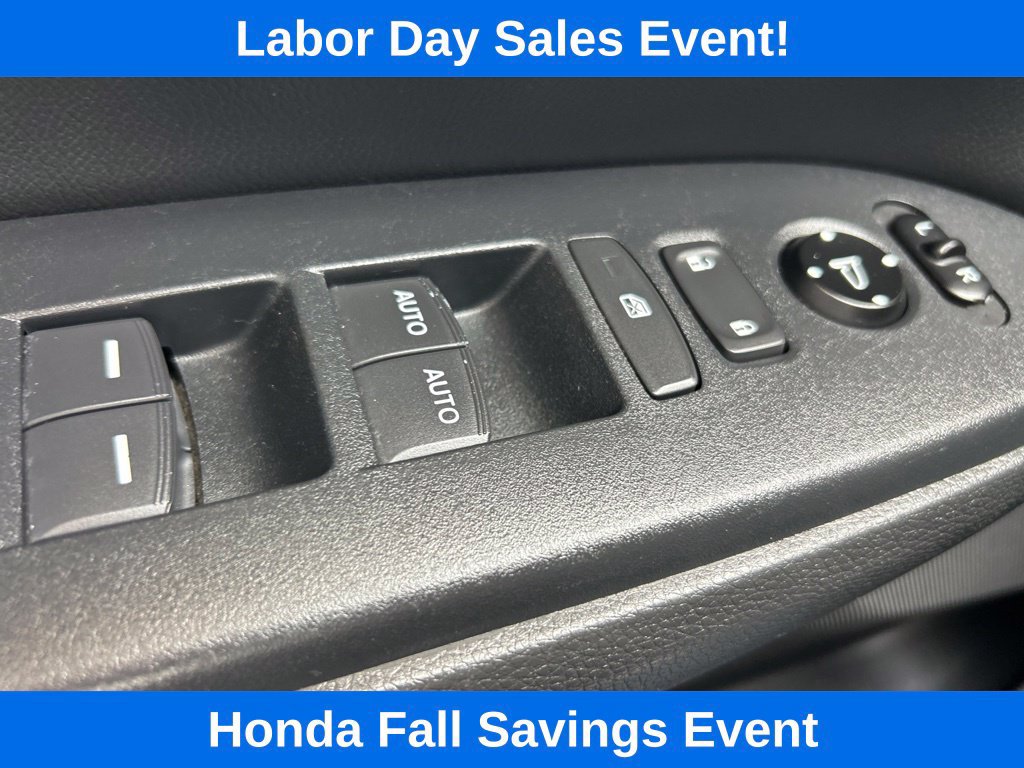 Used 2017 Honda CR-V Touring image 24
