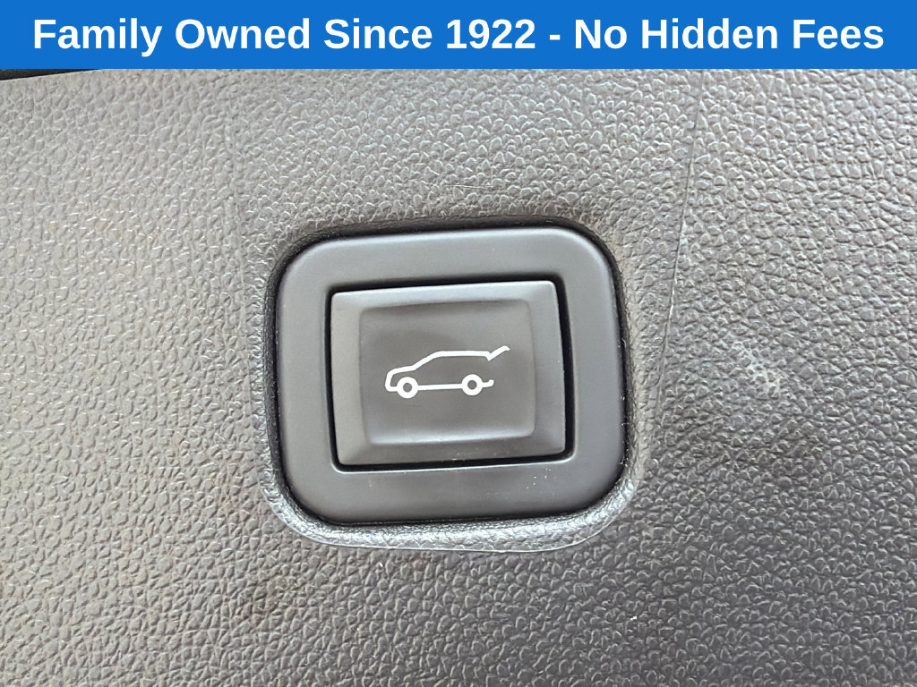 Used 2024 Chevrolet Blazer LT w/ Convenience Package FWD image 19